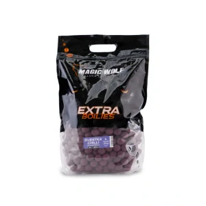 Magic Wolf - EXTRA Boilies Švestka/Chilli 20mm