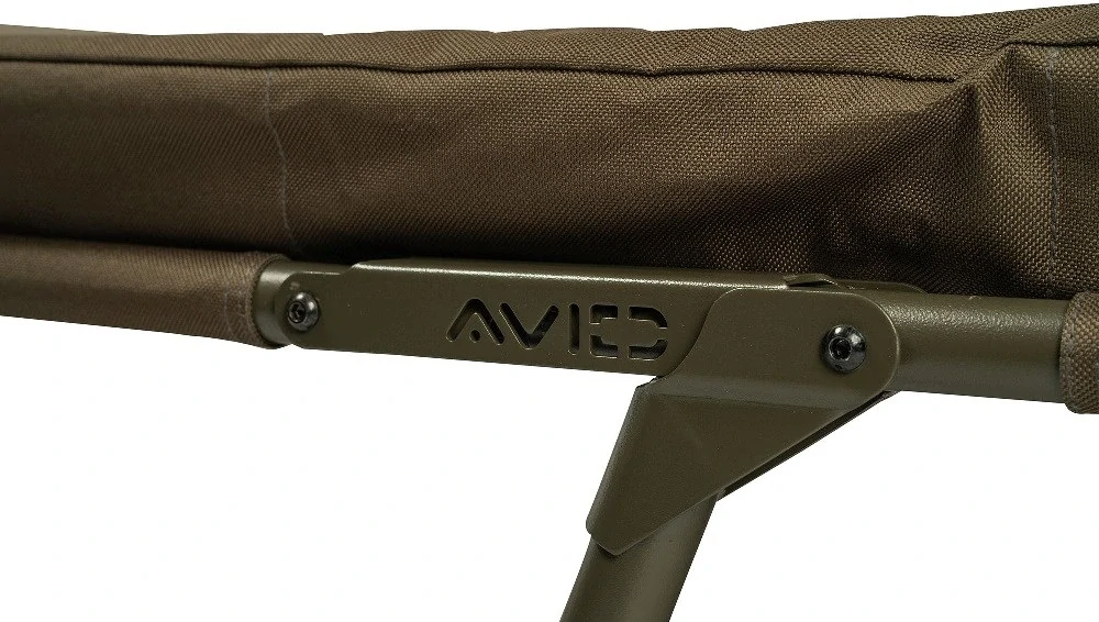 Avid Carp Lehátko Revolve Bed