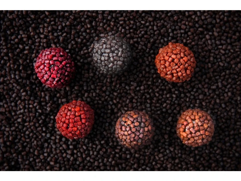 Pandemia boilies 16mm Chiméra Red (oliheň/pepř)